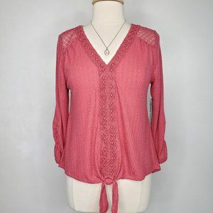 Absolutely Famous Knit Crochet Lace V-Neck Top NWT NEW Size M